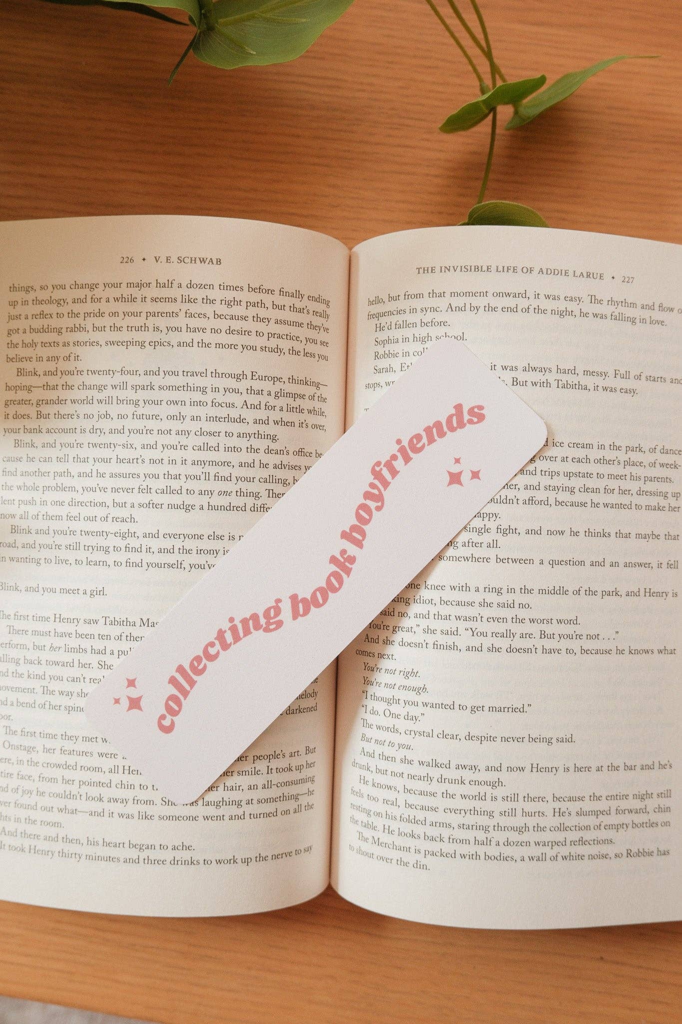 The Tiny Bookshelf - Green Garden Bookmark Collection - The Secret Garden Bookery