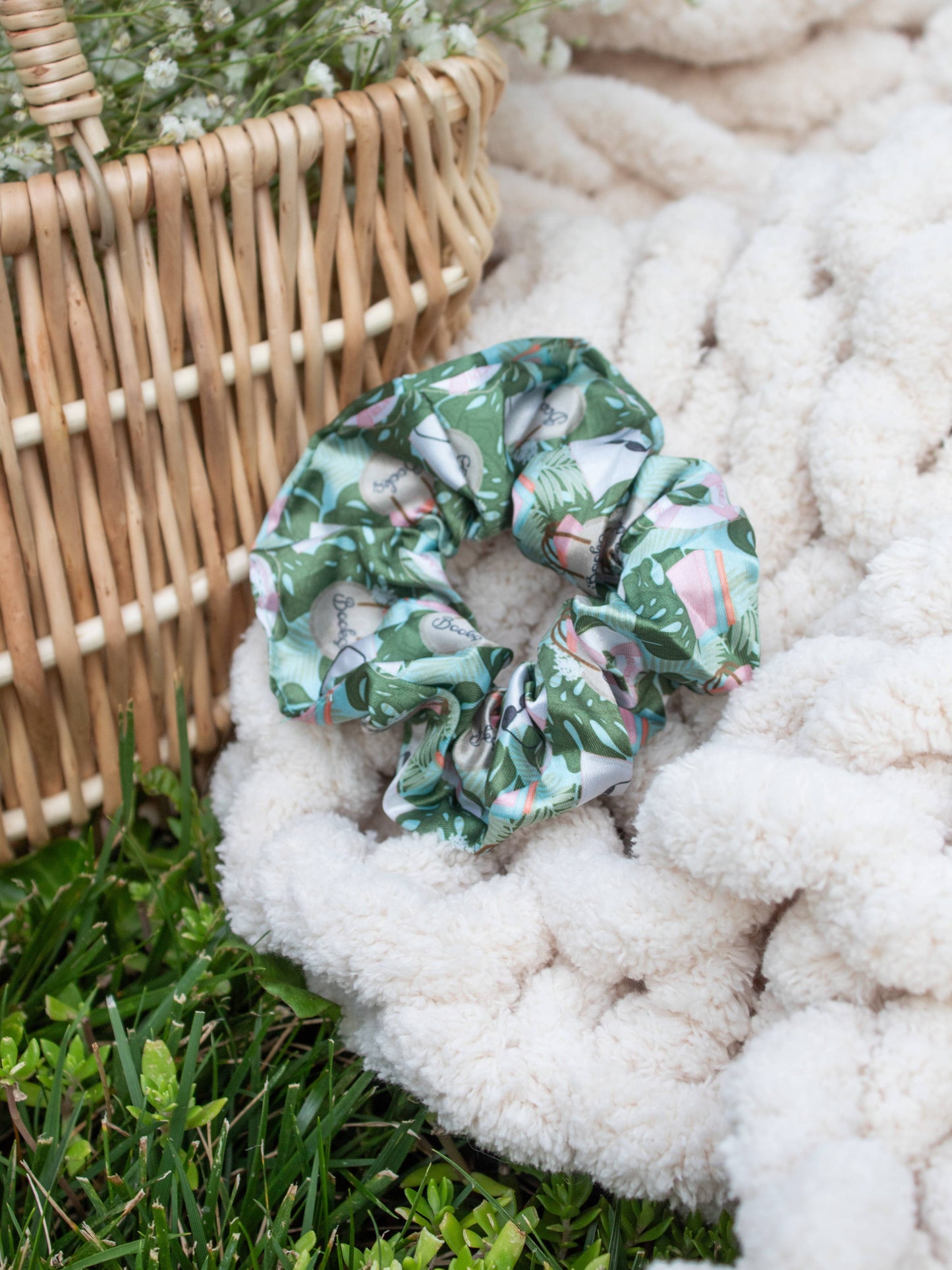 Meaggie Moos - Bookish Satin Scrunchie | Beach Reads - The Secret Garden Bookery