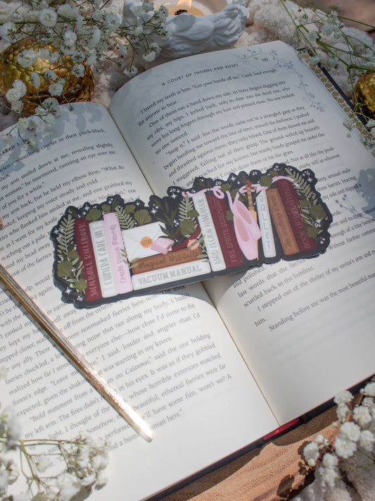 Meaggie Moos - Bryce's Bookshelf Bookmark | Crescent City - The Secret Garden Bookery