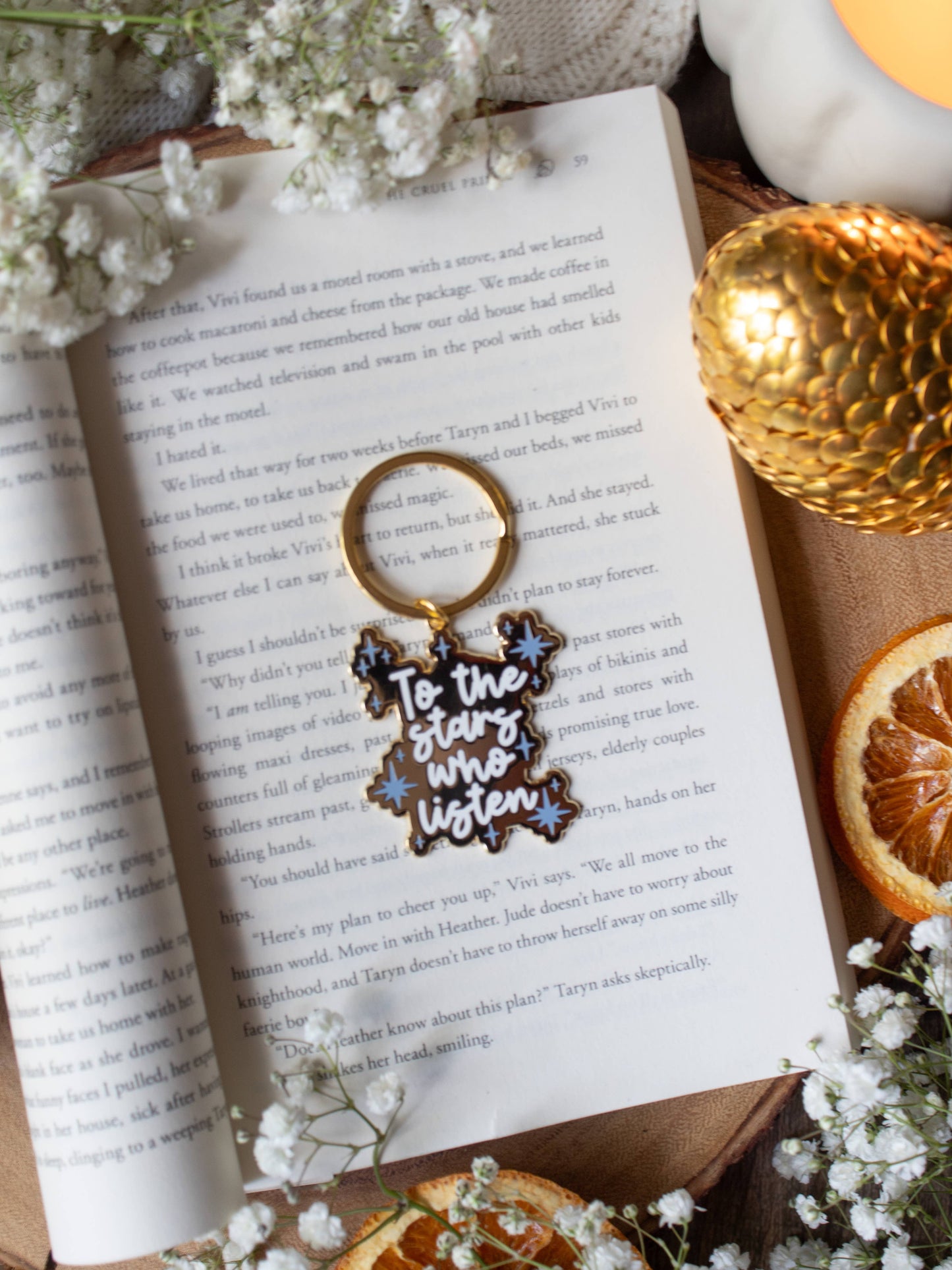 Meaggie Moos - To the Stars Who Listen Hard Enamel Keychain | ACOTAR - The Secret Garden Bookery