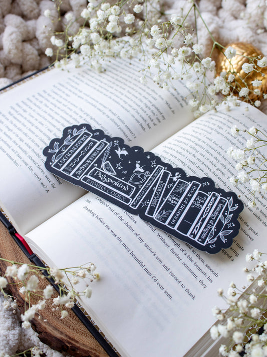 Meaggie Moos - Fourth Wing Violet's Bookshelf Bookmark - The Secret Garden Bookery